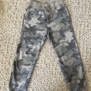 Boys camo joggers